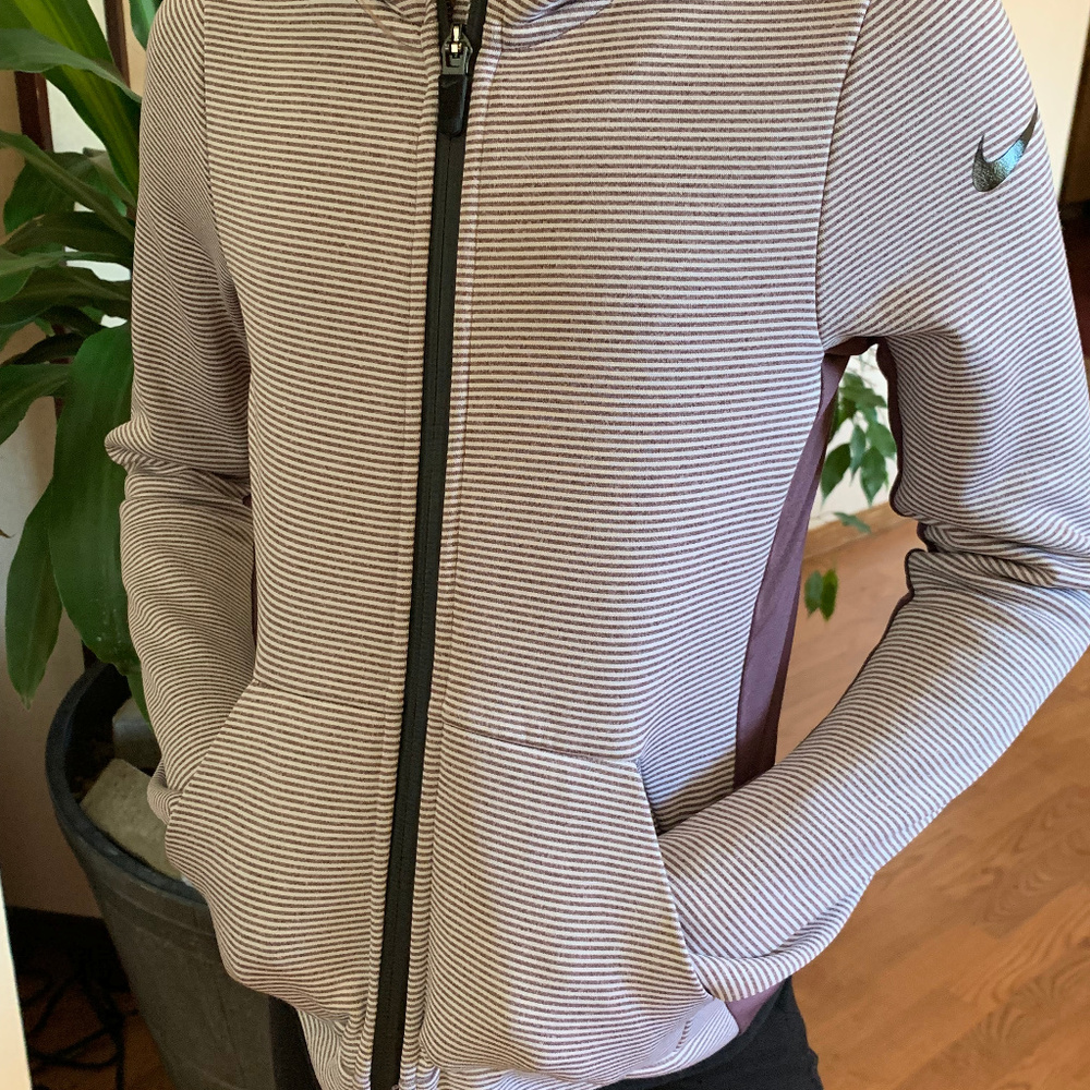 Nike Hoodie in Plum and White Stripes Kids Sz. S